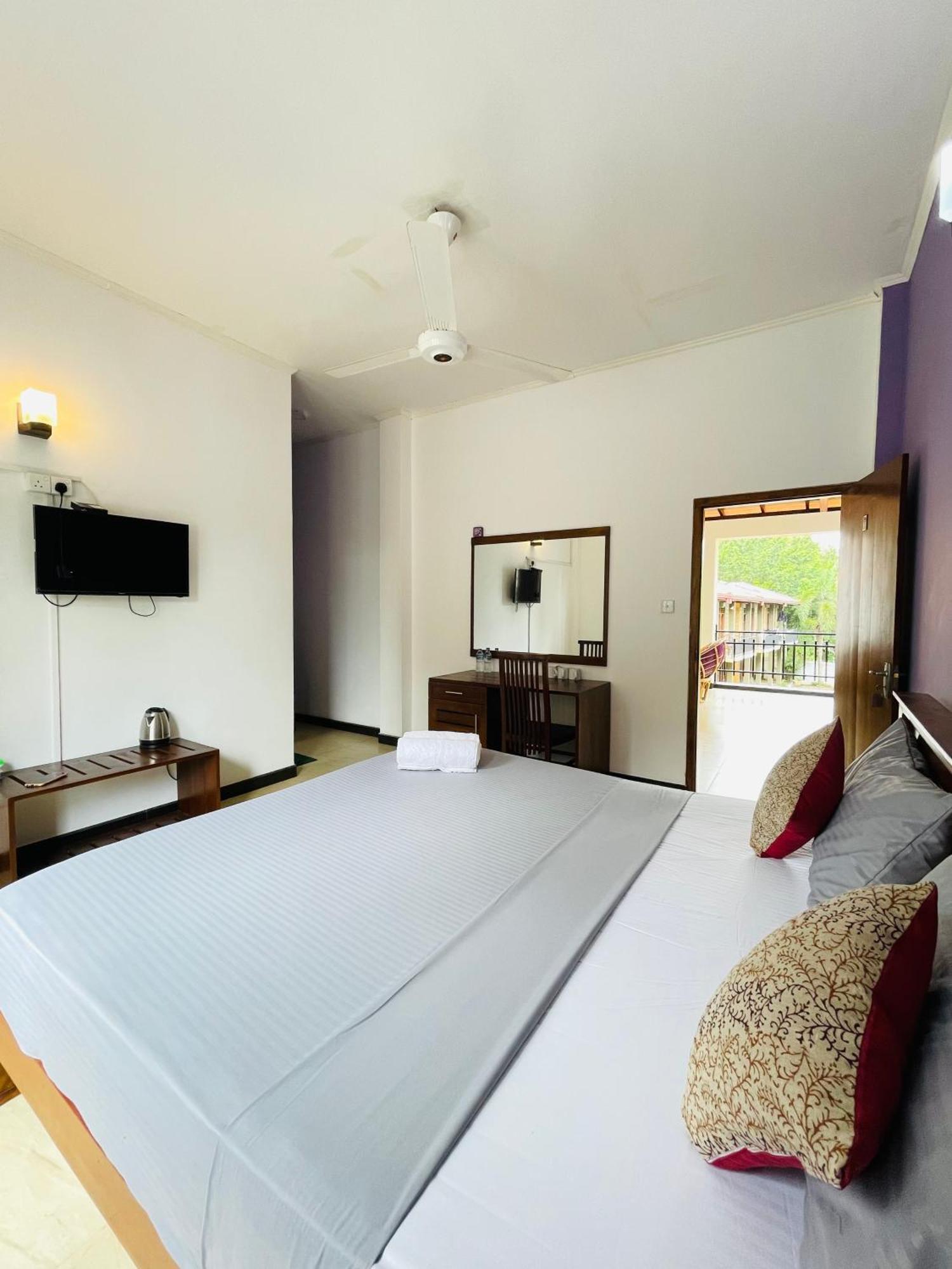 Ravan Resort 탕갈레 외부 사진